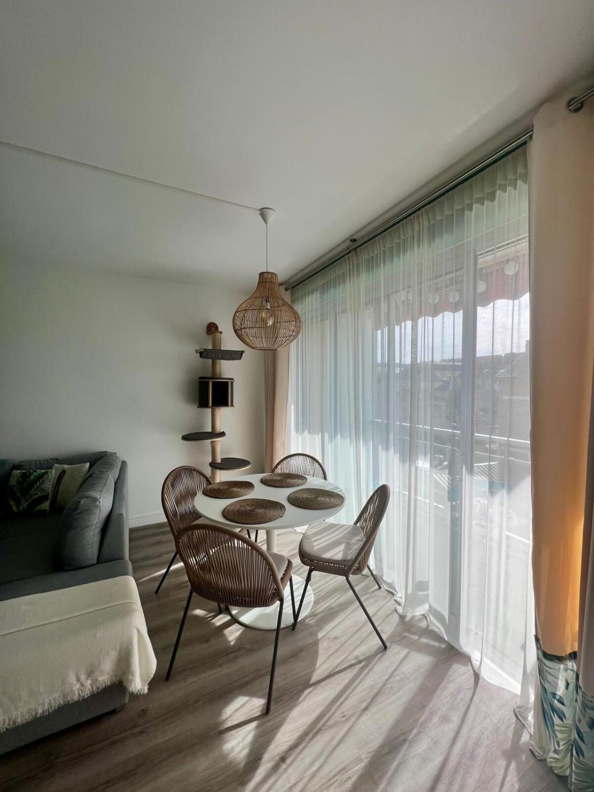 Casa Bert - T2 Avec Parking&Balcon En Centre Ville Brive-la-Gaillarde Exteriör bild